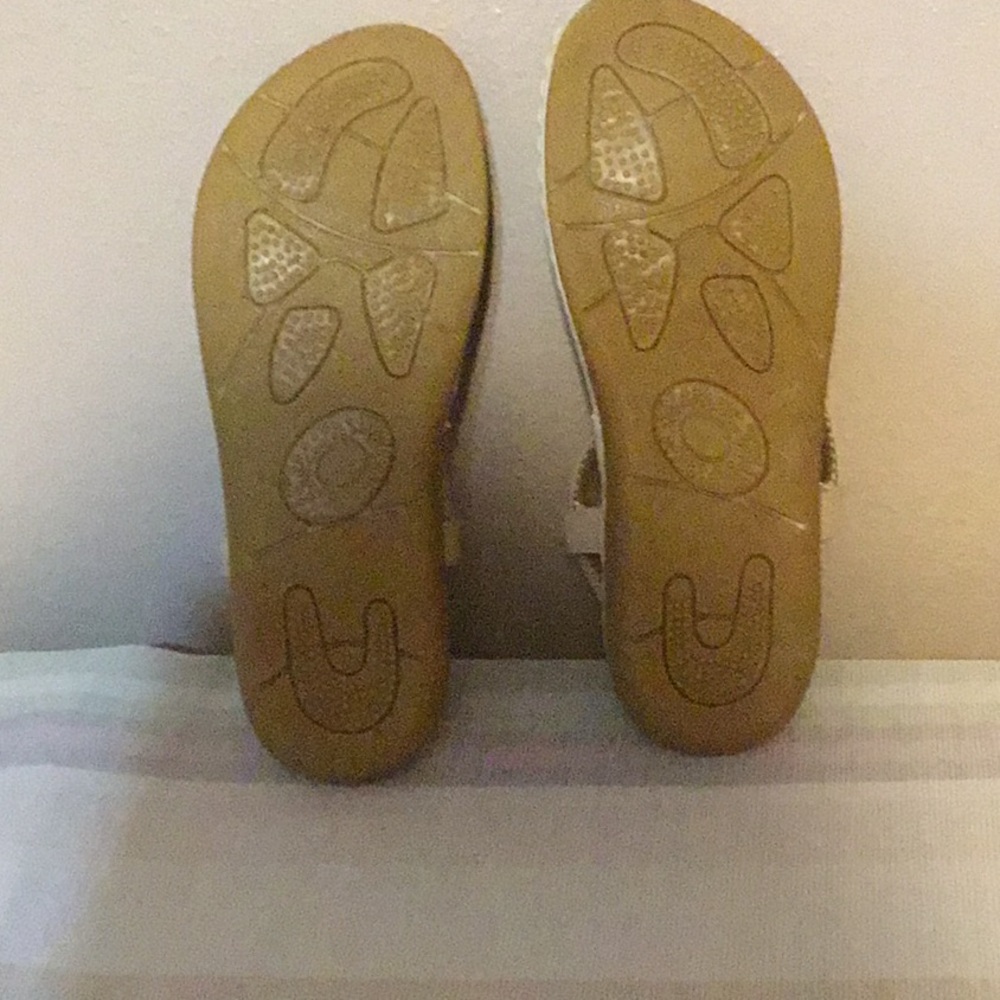 Sandals - Picture 2 of 3